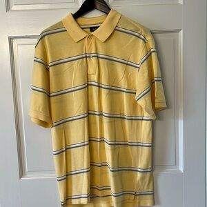 Men’s Izod Polo Light Yellow Gently Used Condition